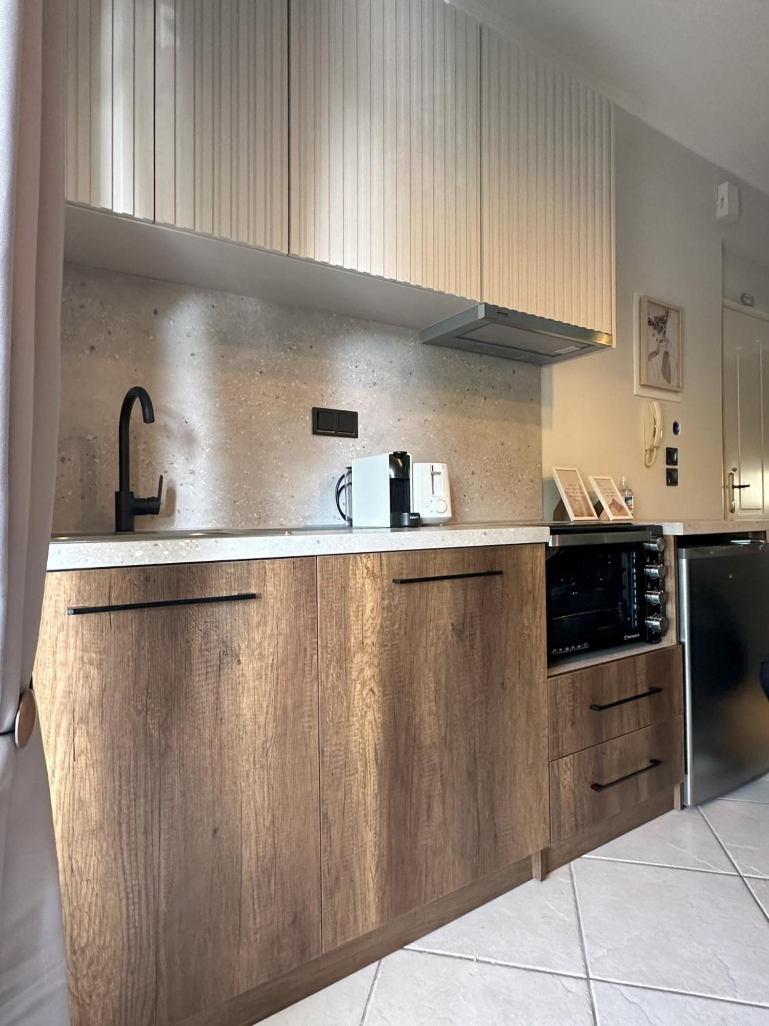 Less Is More Apartment เปรเวซา ภายนอก รูปภาพ